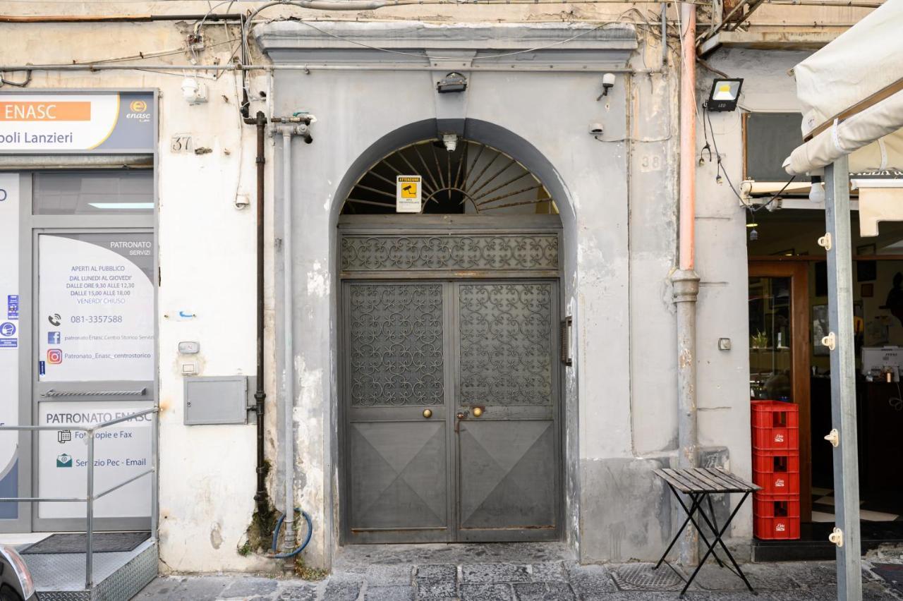 Appartamento Via Lanzieri 38 Napoli Esterno foto